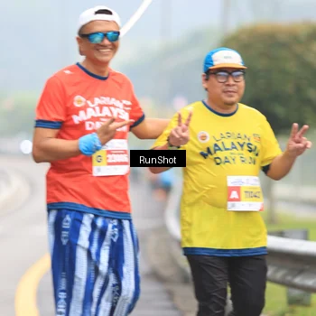 Runner Photo 7025198