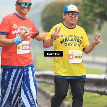Runner Photo 7025199