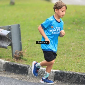 Runner Photo 7025235