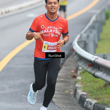 Runner Photo 7025242