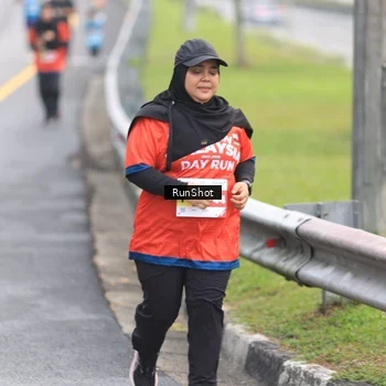 Runner Photo 7025249