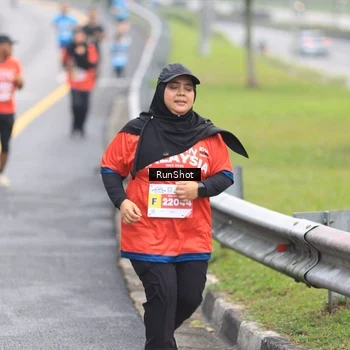Runner Photo 7025251