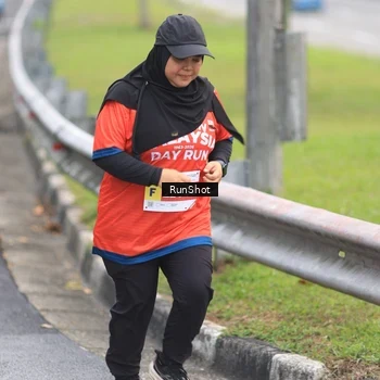 Runner Photo 7025258