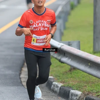 Runner Photo 7025277