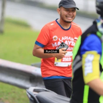 Runner Photo 7025278