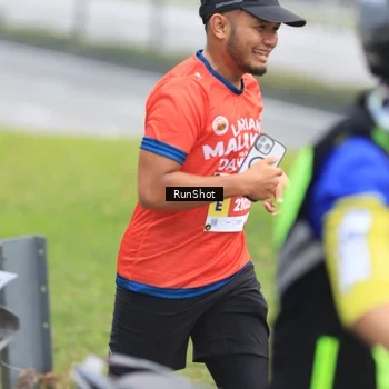 Runner Photo 7025280