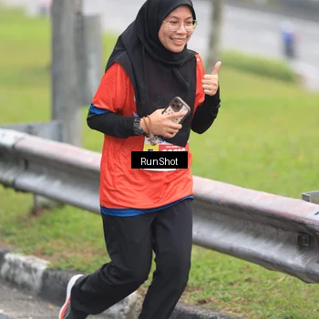 Runner Photo 7025290
