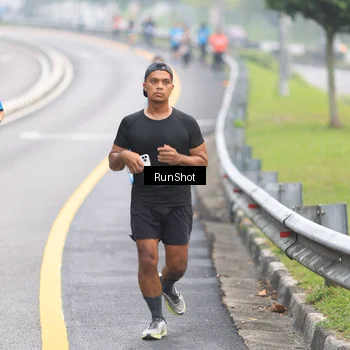 Runner Photo 7025299