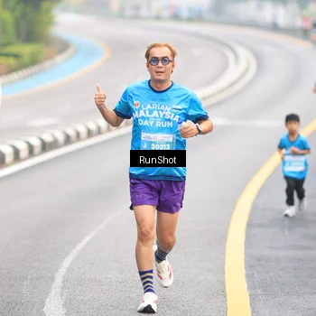 Runner Photo 7025317