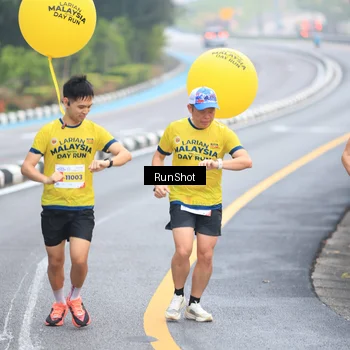 Runner Photo 7025319