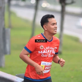 Runner Photo 7025342