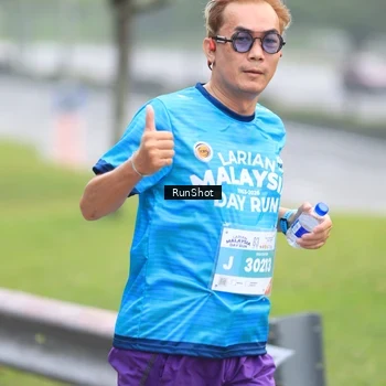 Runner Photo 7025351