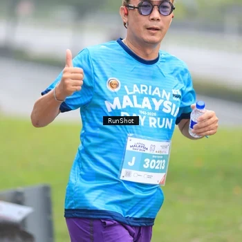 Runner Photo 7025354