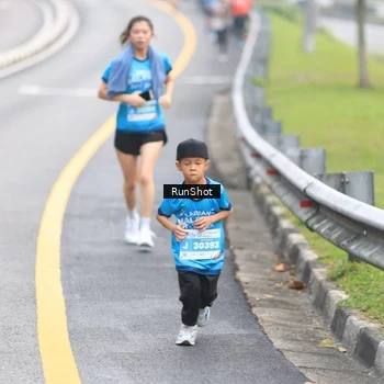 Runner Photo 7025358