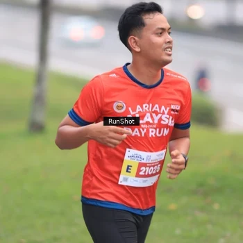 Runner Photo 7025364