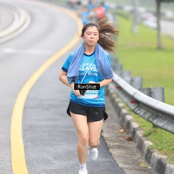 Runner Photo 7025374