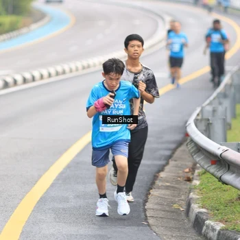 Runner Photo 7025382