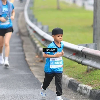 Runner Photo 7025385