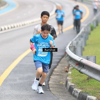 Runner Photo 7025386