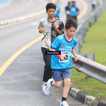 Runner Photo 7025393