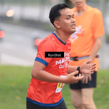 Runner Photo 7025398