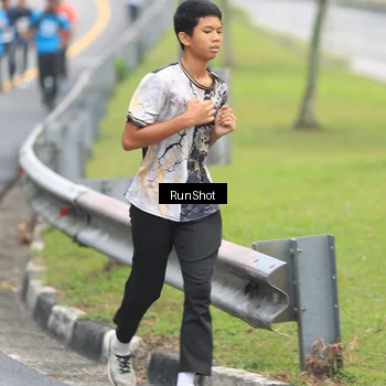 Runner Photo 7025401