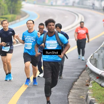 Runner Photo 7025414