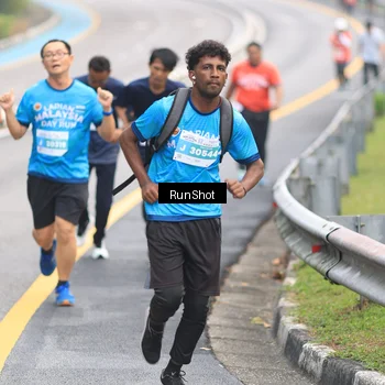 Runner Photo 7025415