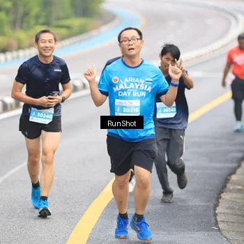 Runner Photo 7025426