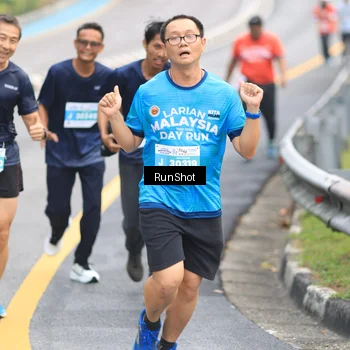 Runner Photo 7025433