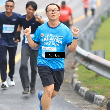 Runner Photo 7025445