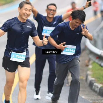 Runner Photo 7025446