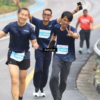 Runner Photo 7025452
