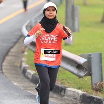 Runner Photo 7025497