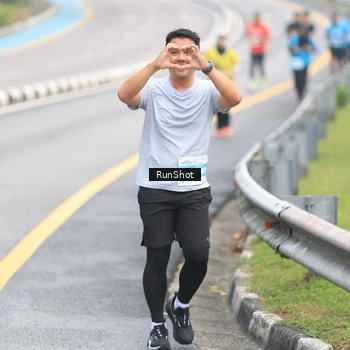 Runner Photo 7025513