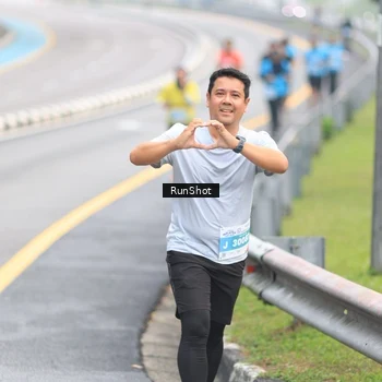 Runner Photo 7025515