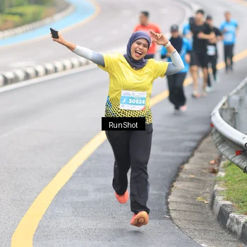 Runner Photo 7025526