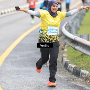 Runner Photo 7025541