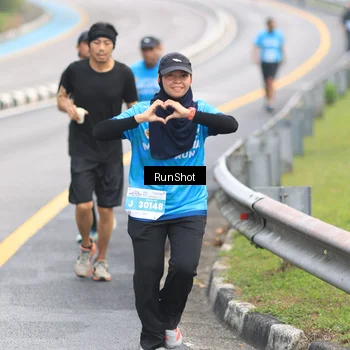 Runner Photo 7025555