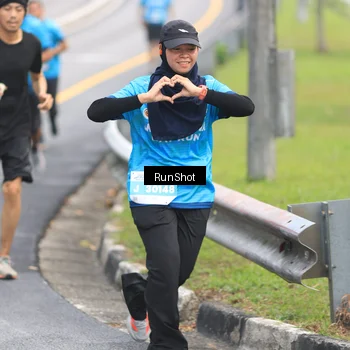 Runner Photo 7025563