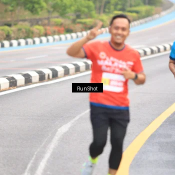 Runner Photo 7025577