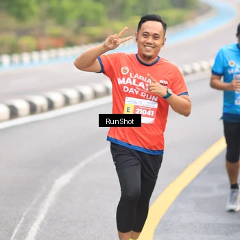 Runner Photo 7025580