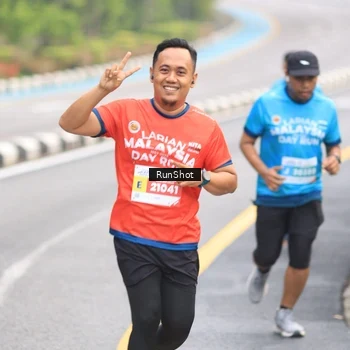 Runner Photo 7025594