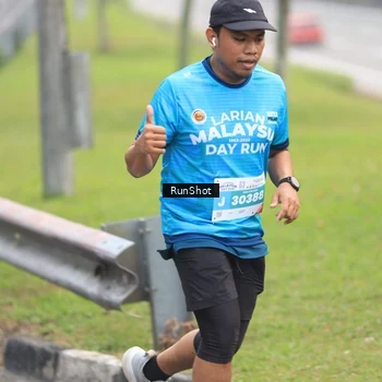Runner Photo 7025600