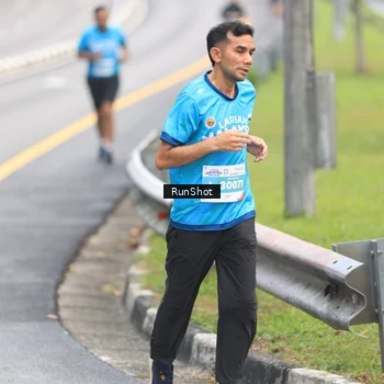 Runner Photo 7025609