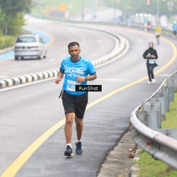 Runner Photo 7025613