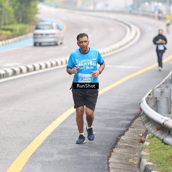 Runner Photo 7025615