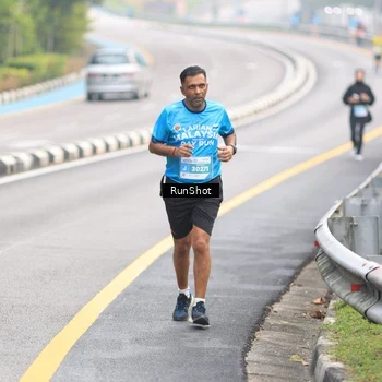 Runner Photo 7025617