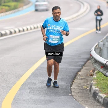 Runner Photo 7025622