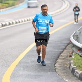 Runner Photo 7025624